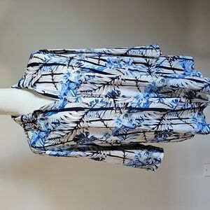 Chicos Size 3 XL Button Blouse Blue Tropical Floral Sleeves Vacation Resort